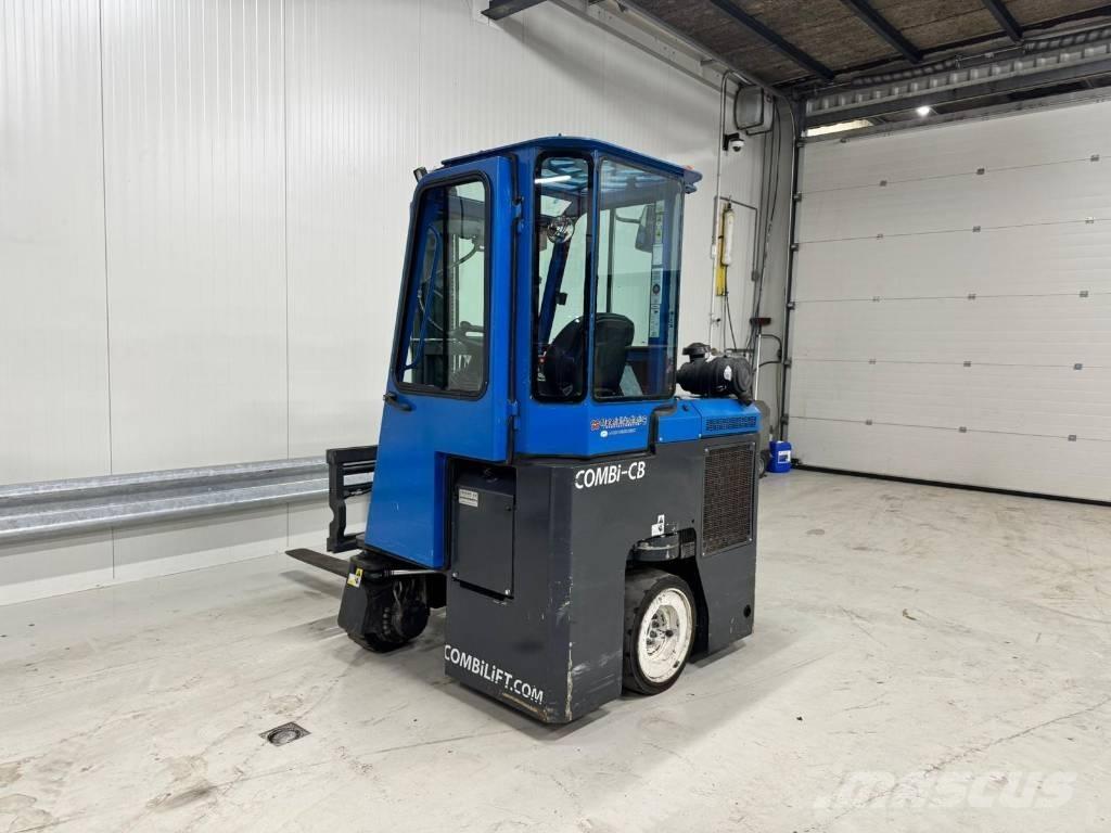 Combilift C3000CB 사이드로더