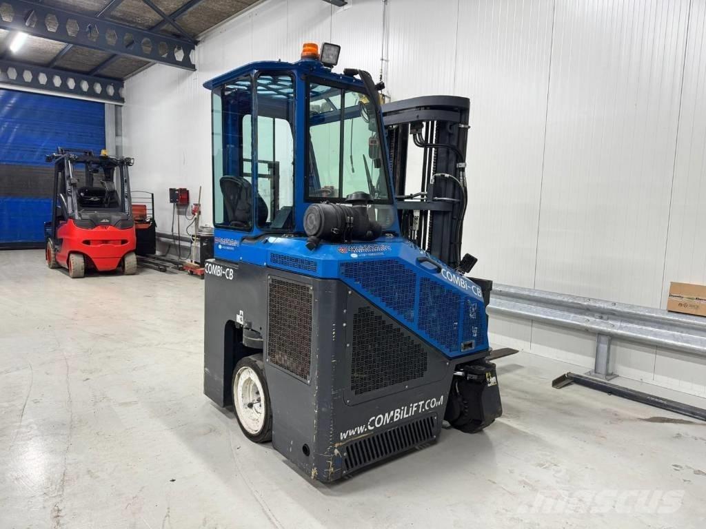 Combilift C3000CB 사이드로더