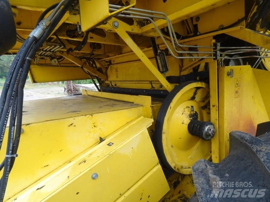 New Holland TC 54 콤바인 수확기