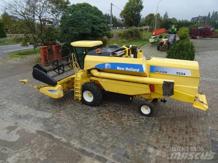 New Holland TC 54 콤바인 수확기
