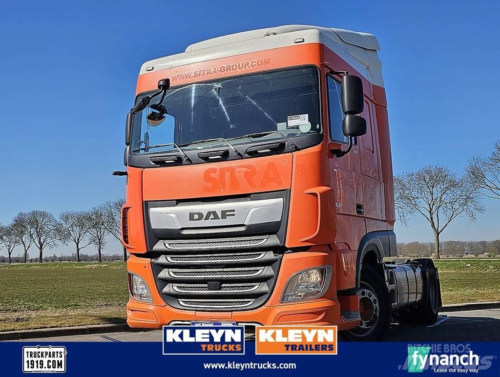 DAF XF 450 트랙터 유닛