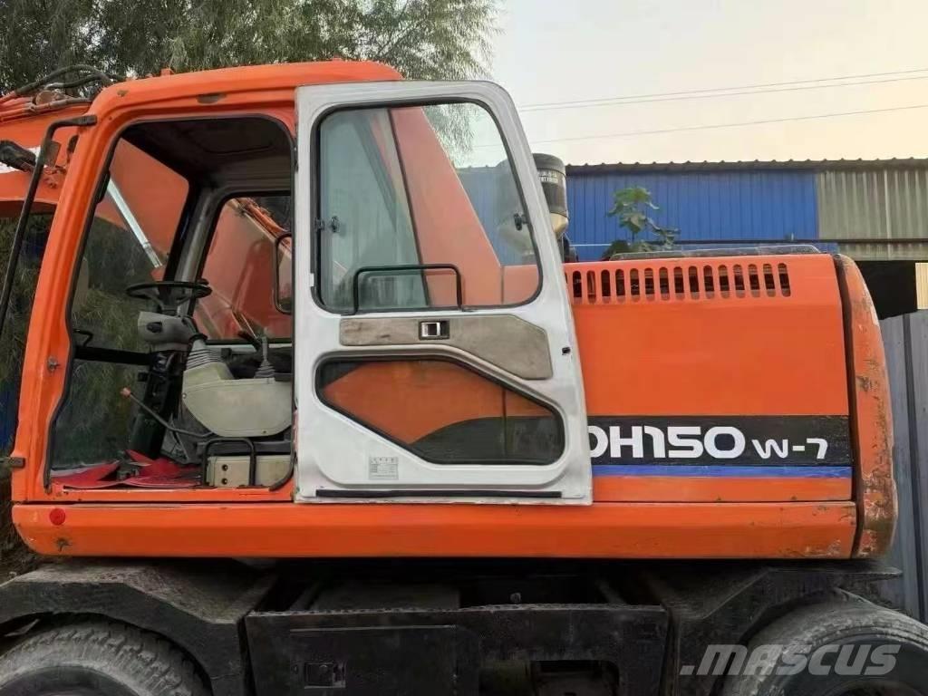 Doosan DH150W  휠 굴삭기