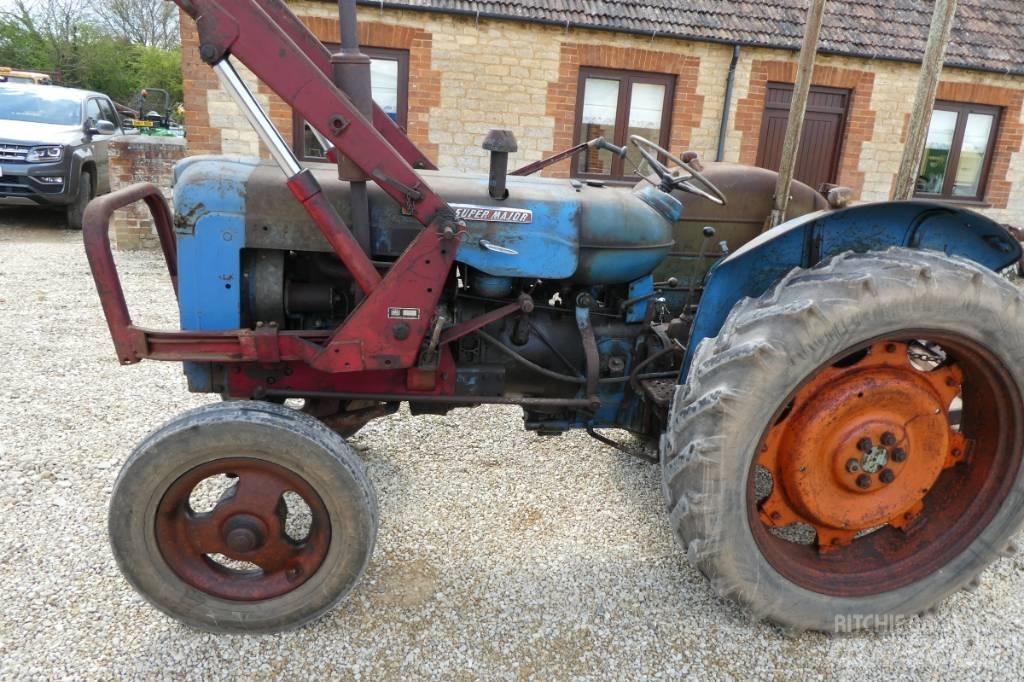 Fordson Super Major 트랙터