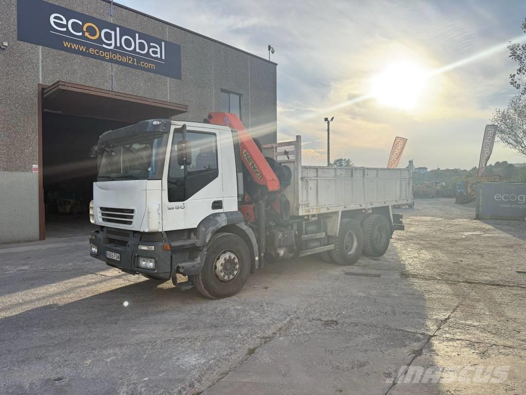 Iveco Trakker 380 크레인 트럭