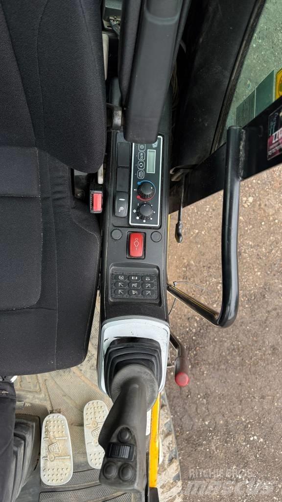 JCB JS175  휠 굴삭기