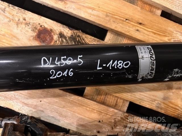 Doosan DL 450-5 차축