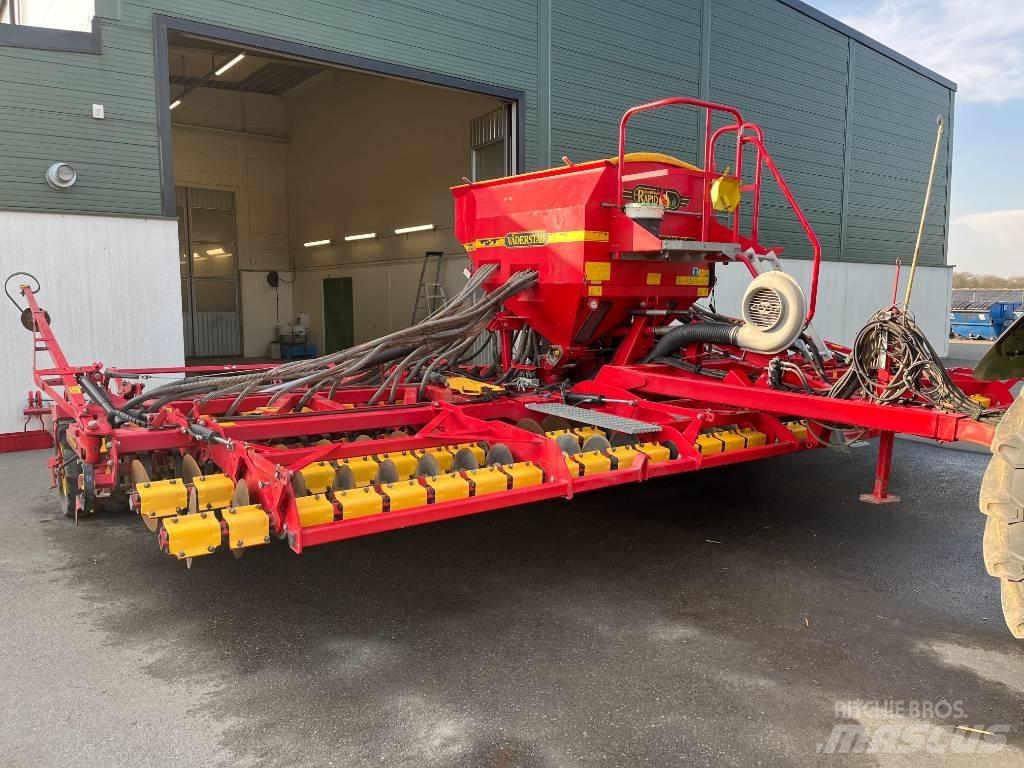 Väderstad Rapid800 드릴