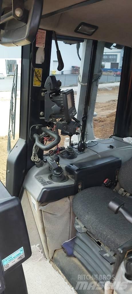 CAT D6N XL 크롤러 도저