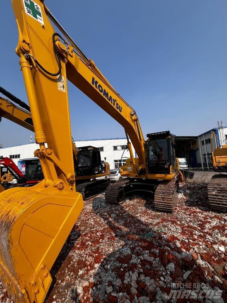 Komatsu PC 200-8N1 중형굴삭기 7톤-28톤