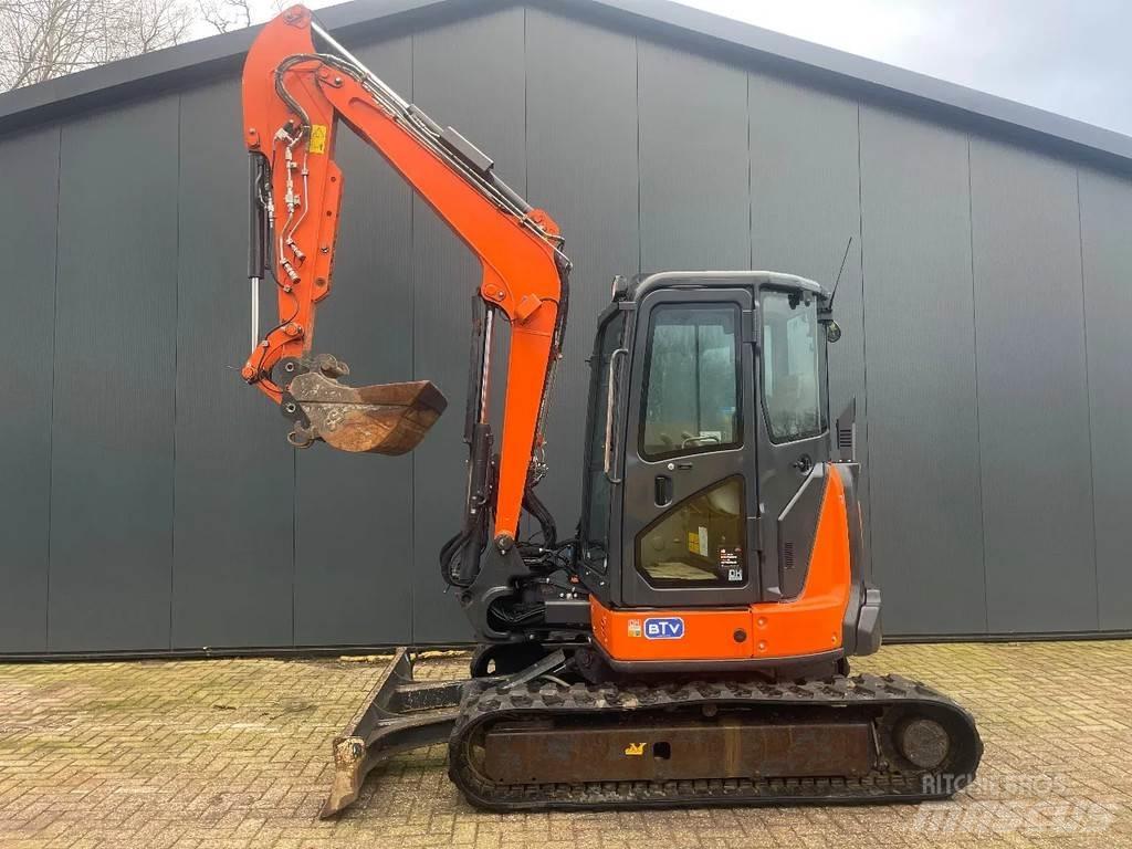 Hitachi U55-5a 소형 굴삭기 7톤 미만