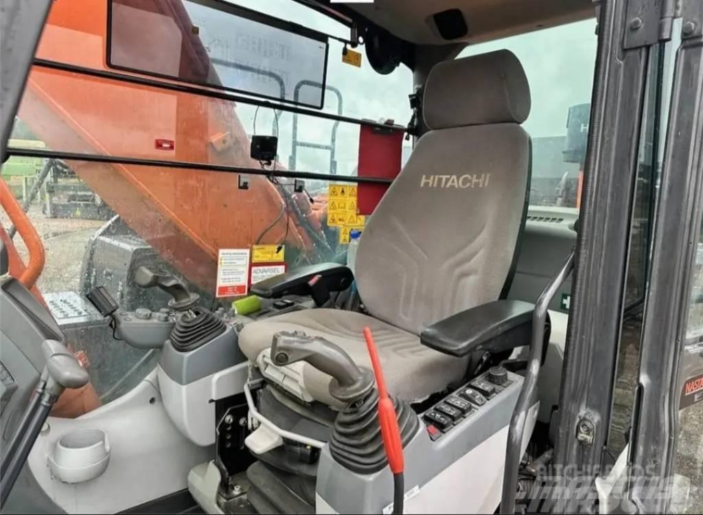Hitachi ZX 300 LC-6 대형 굴삭기 29톤 이상