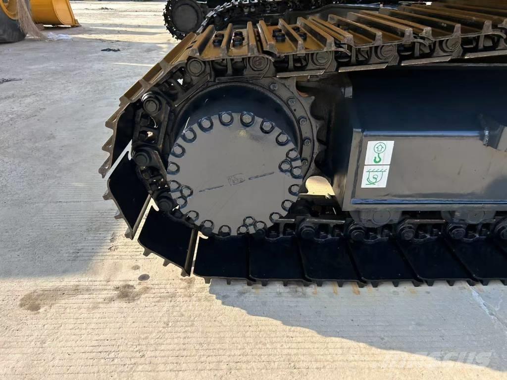 Komatsu 220 대형 굴삭기 29톤 이상