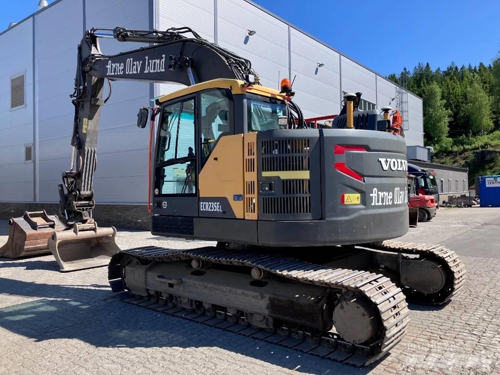 Volvo ECR235EL 대형 굴삭기 29톤 이상