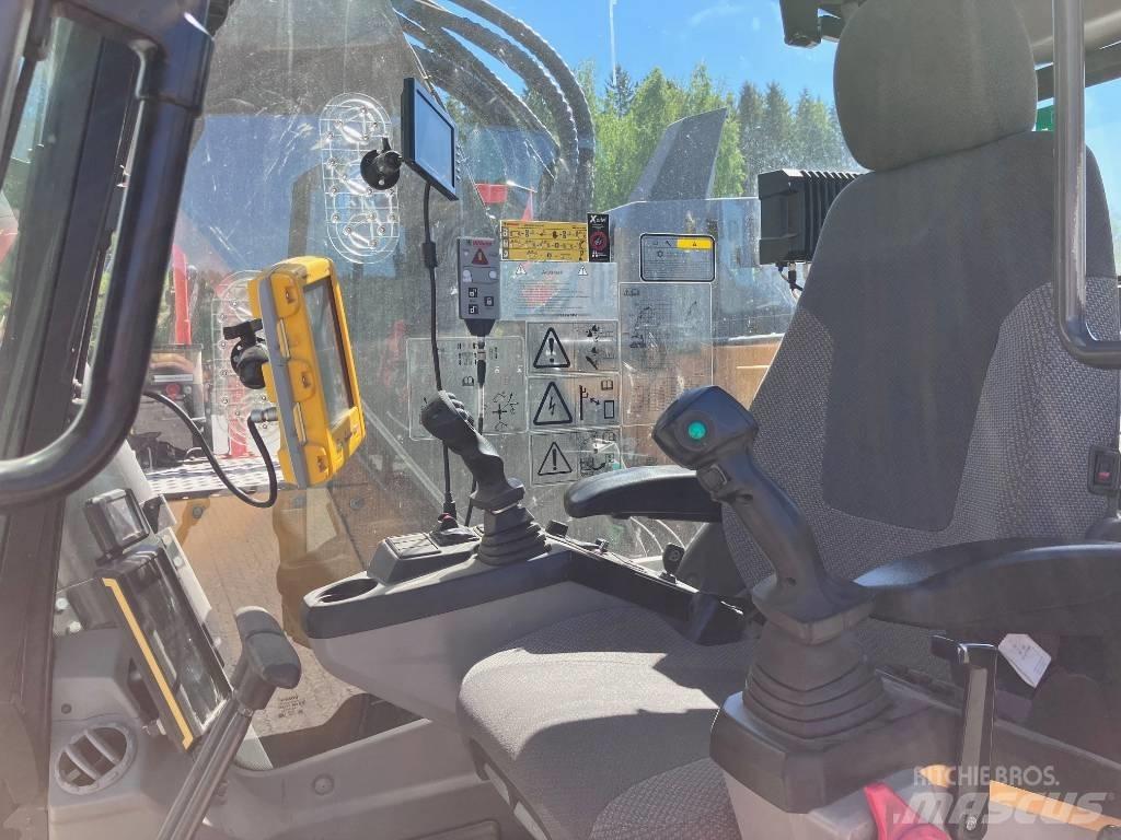 Volvo ECR235EL 대형 굴삭기 29톤 이상