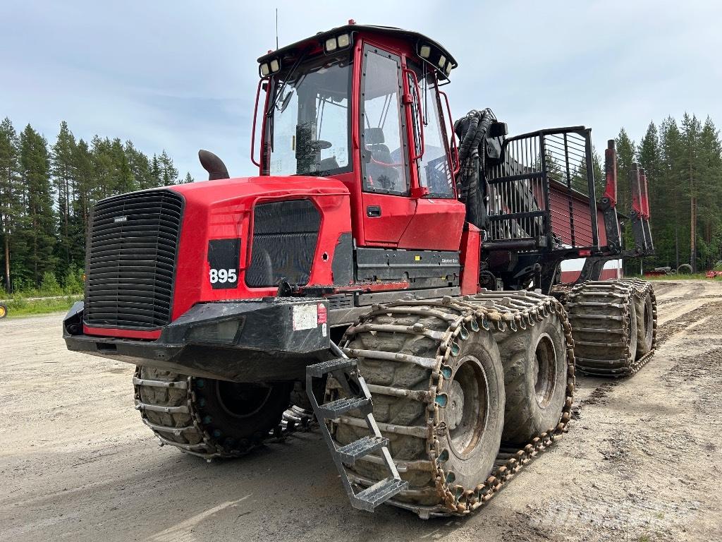 Komatsu 895 원목 포워더