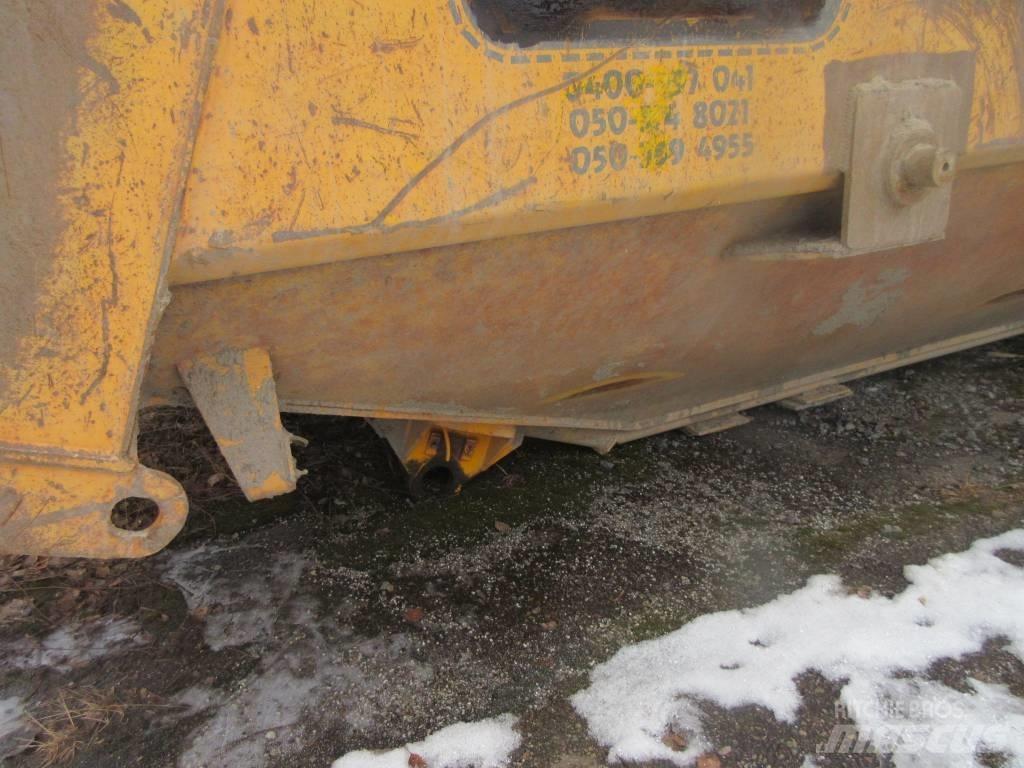 Volvo A 25   Lava 기타 트레일러