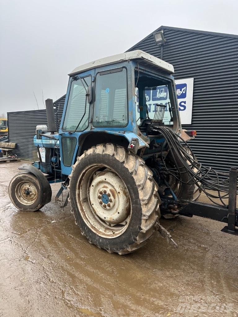 Ford 7610 Dual 트랙터
