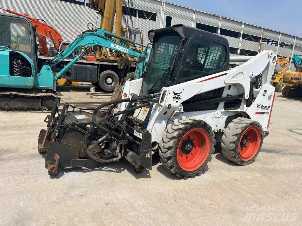 Bobcat S 750  스키드로더