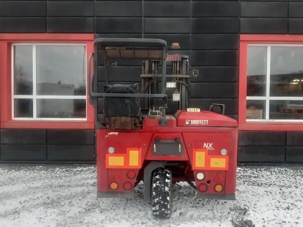 Moffett M5 25.3 디젤 지게차