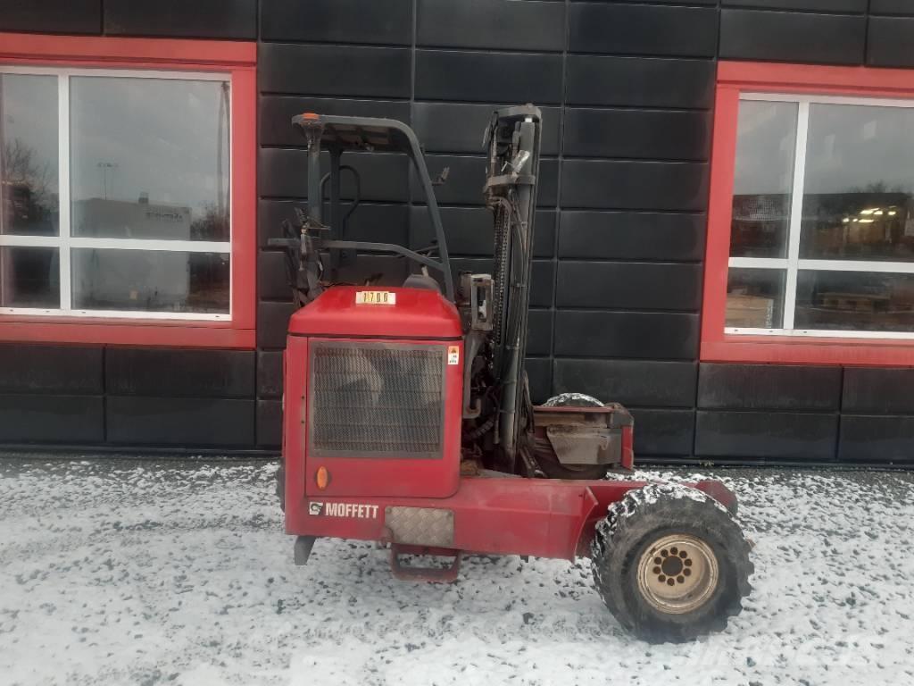 Moffett M5 25.3 디젤 지게차