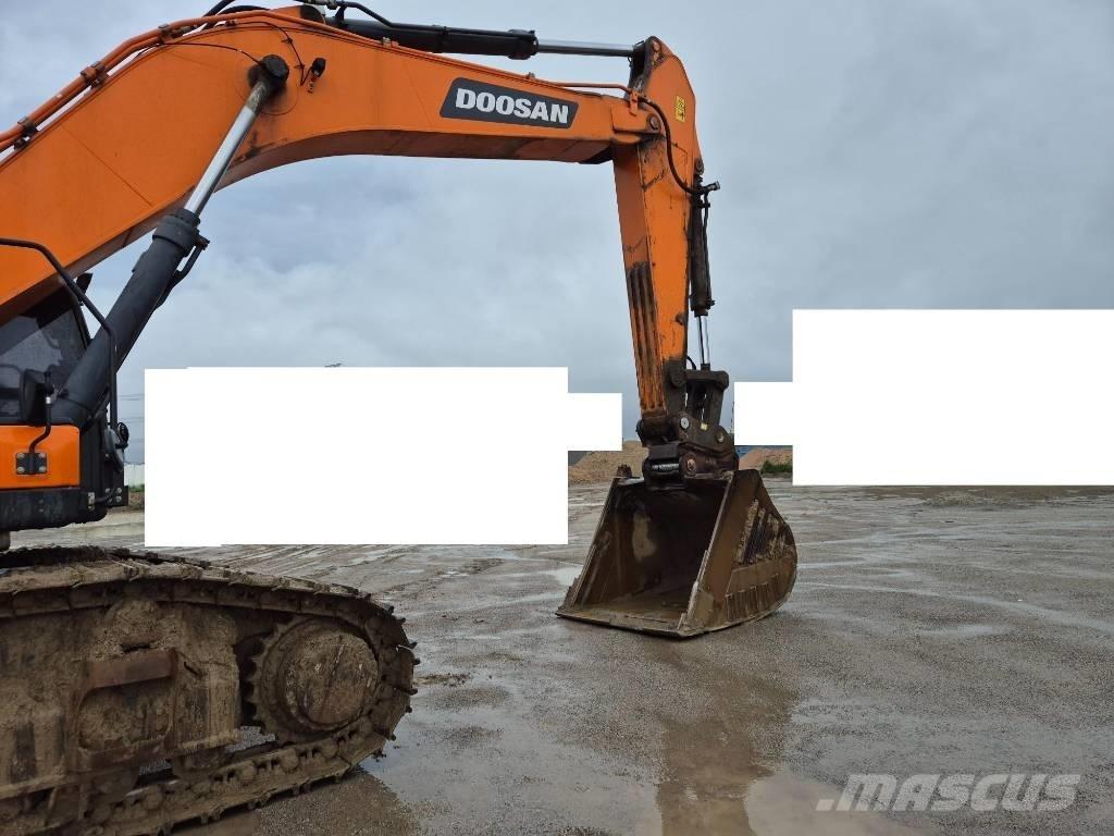 Doosan DX550LC-7 대형 굴삭기 29톤 이상