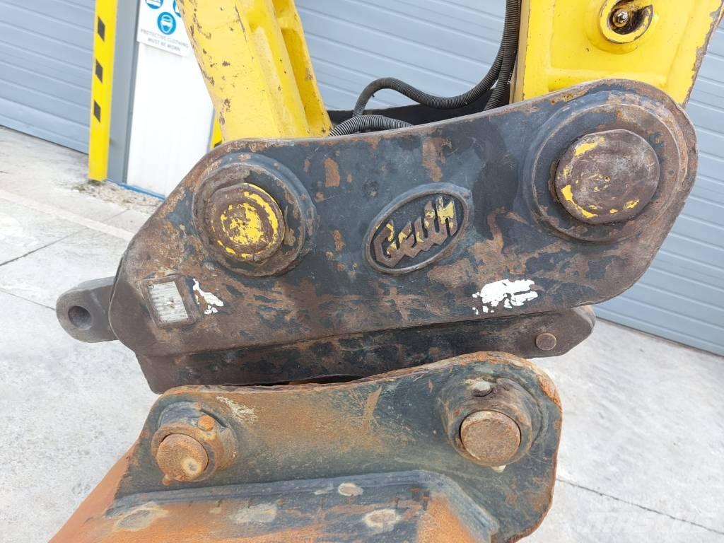 Komatsu PC210LC-10 대형 굴삭기 29톤 이상