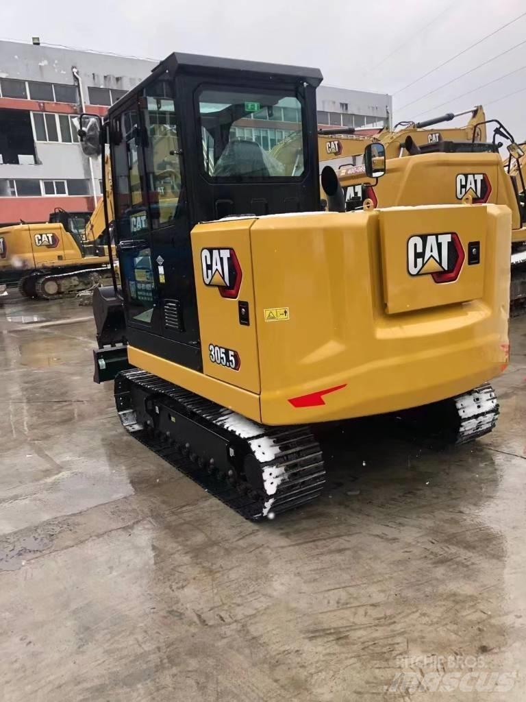 CAT 305.5 소형 굴삭기 7톤 미만
