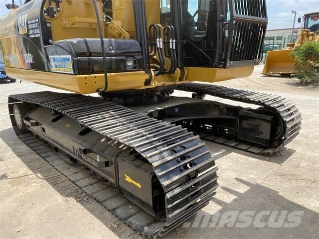 CAT 320 D 대형 굴삭기 29톤 이상