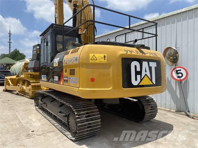 CAT 320 D 대형 굴삭기 29톤 이상