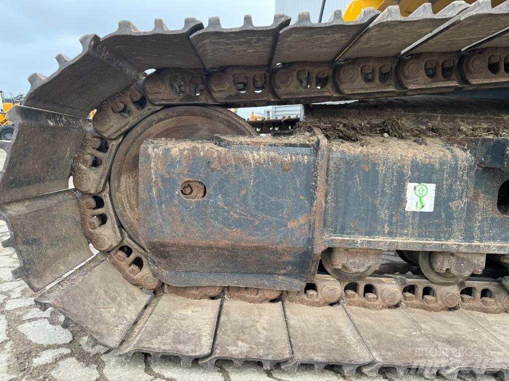 Komatsu PC 240 LC-10 대형 굴삭기 29톤 이상