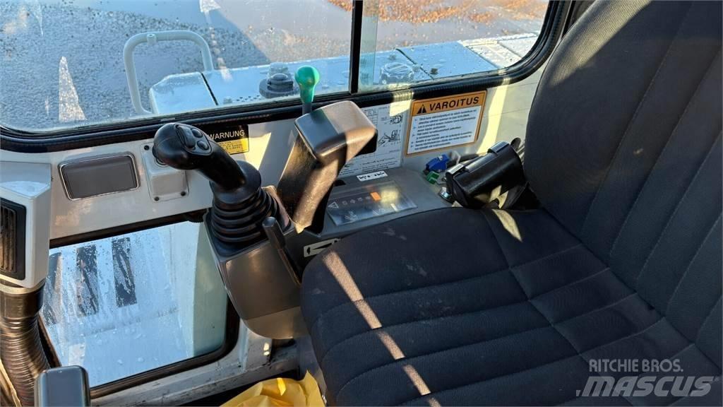 Takeuchi TB 145 소형 굴삭기 7톤 미만