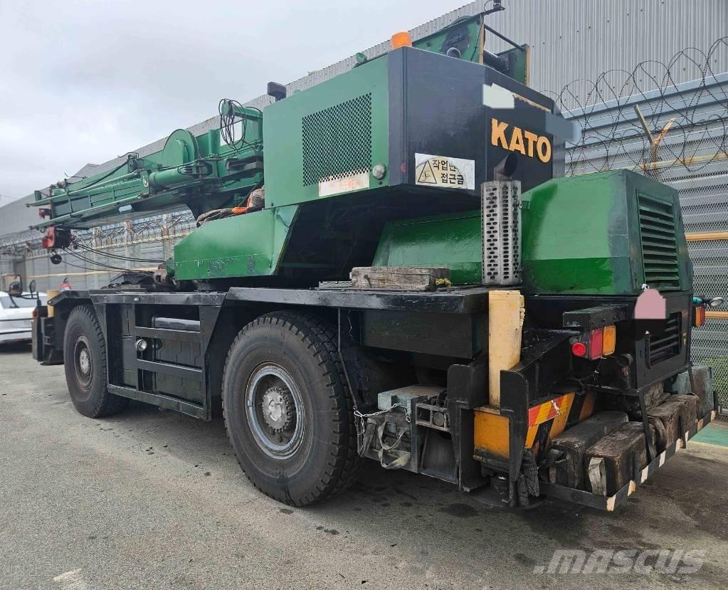 Kato KR 350-3 R/T 크레인