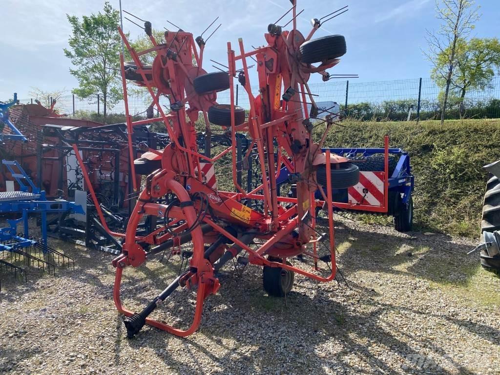 Kuhn GF8702 갈퀴 및 테더