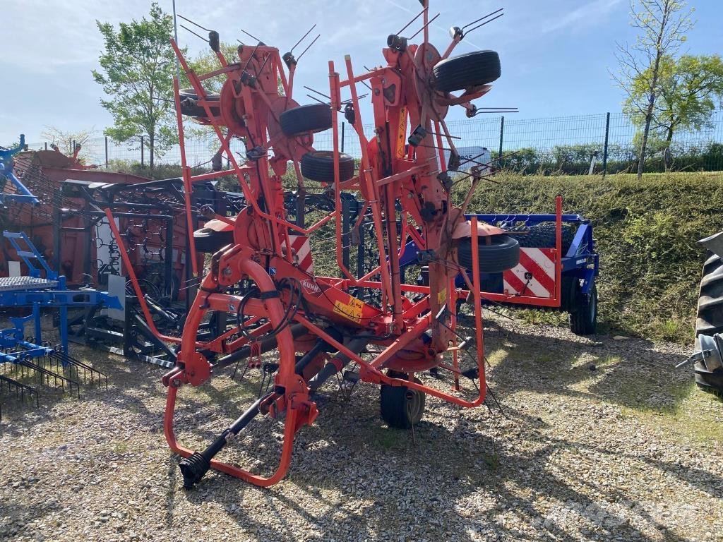 Kuhn GF8702 갈퀴 및 테더