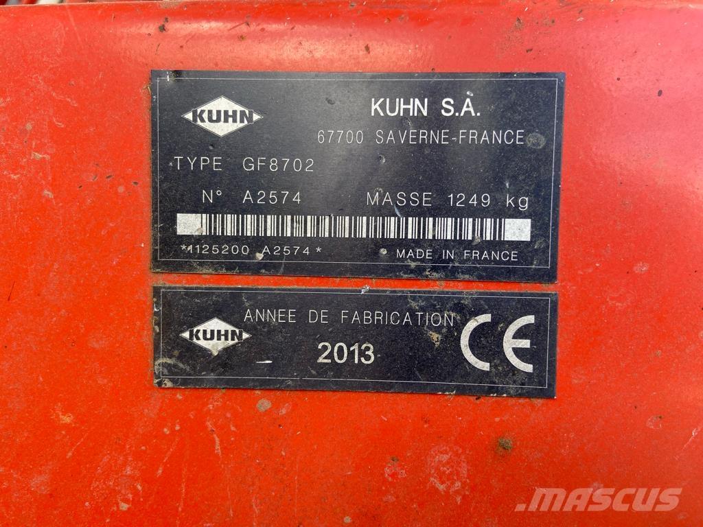 Kuhn GF8702 갈퀴 및 테더