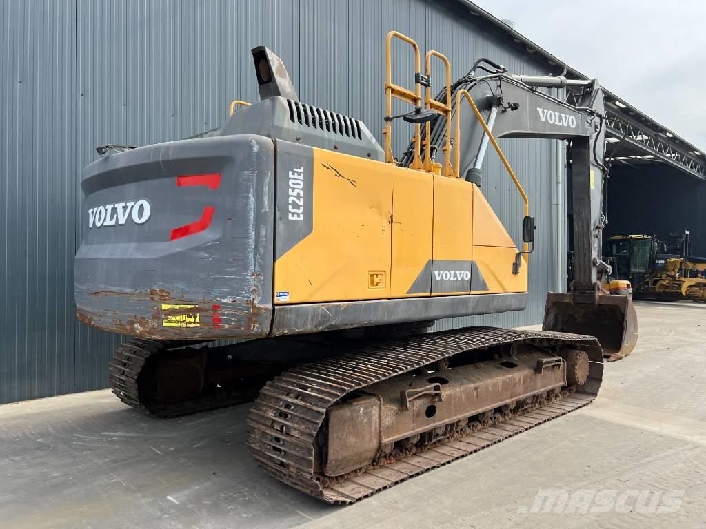 Volvo EC250E L 대형 굴삭기 29톤 이상