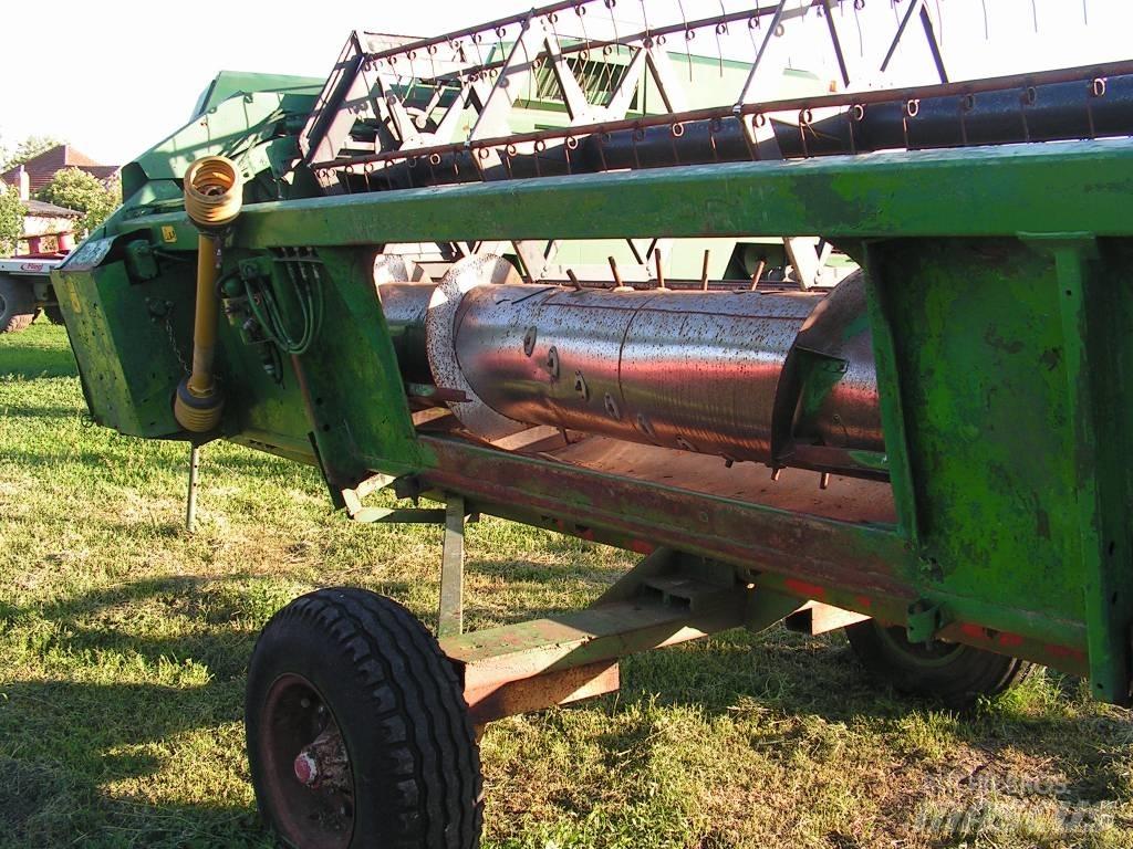 John Deere 2054 콤바인 수확기