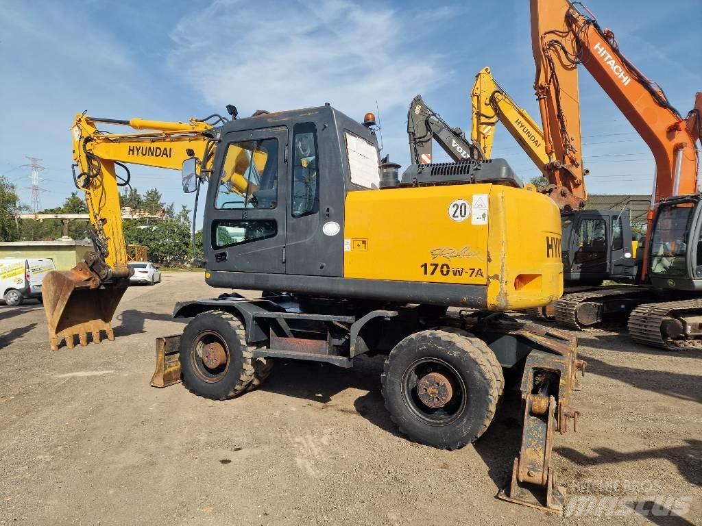 Hyundai R 170 W  휠 굴삭기