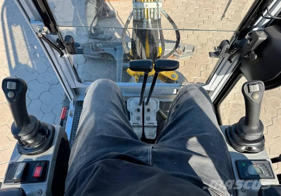 Wacker Neuson ET 18 대형 굴삭기 29톤 이상