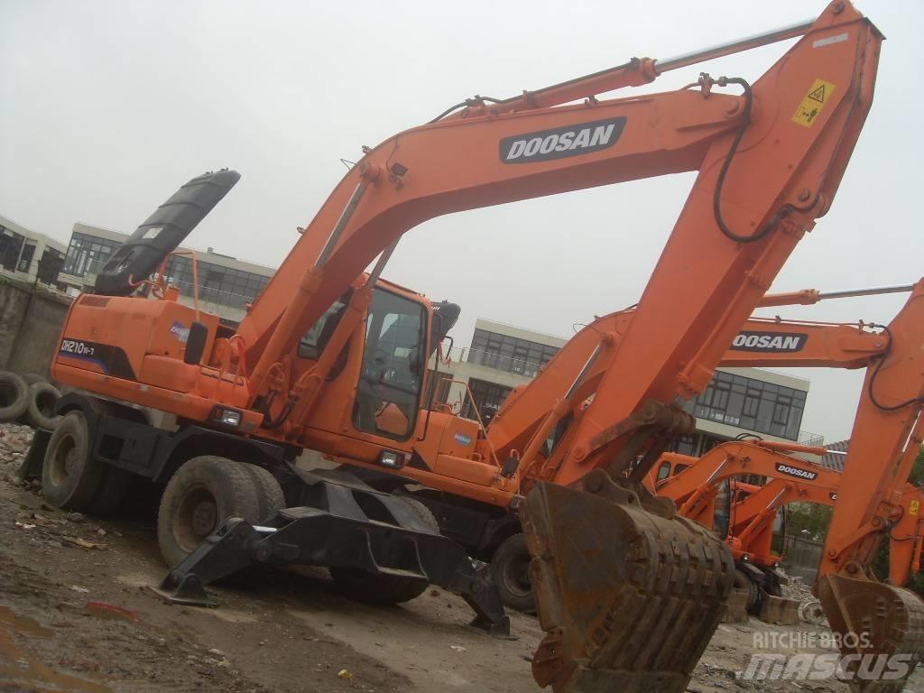 Doosan DH 150 W-7  휠 굴삭기
