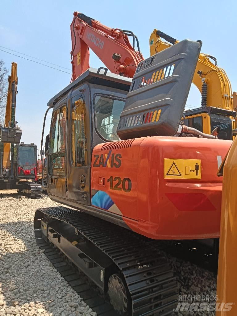 Hitachi ZX 120 중형굴삭기 7톤-28톤