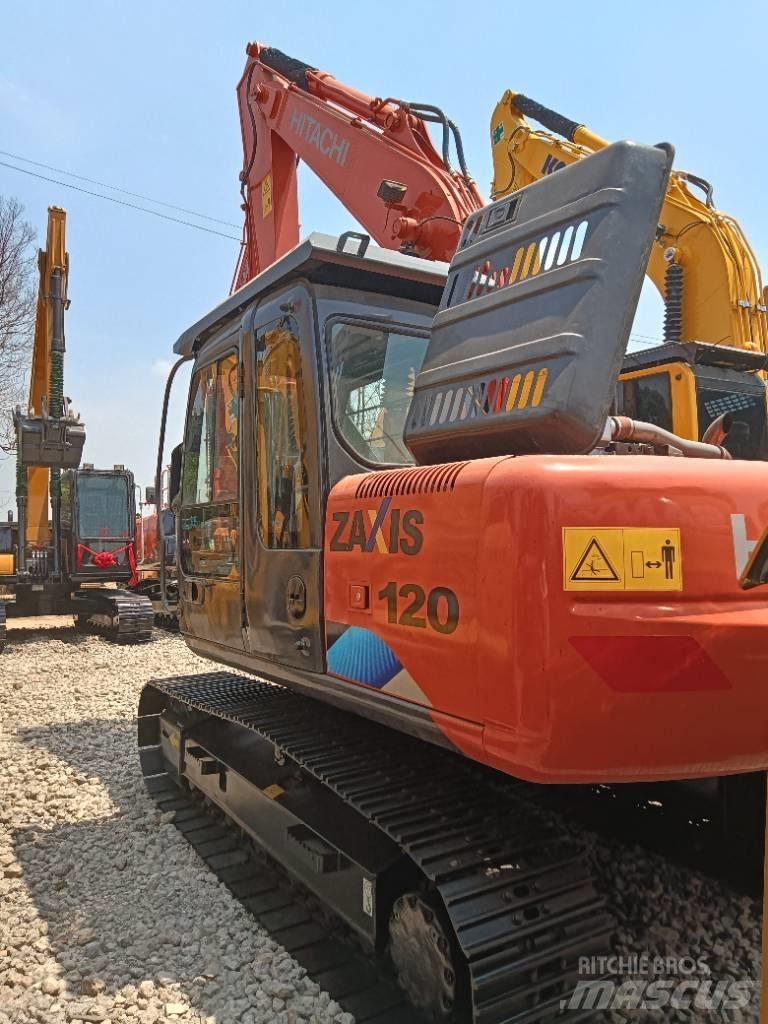 Hitachi ZX 120 중형굴삭기 7톤-28톤
