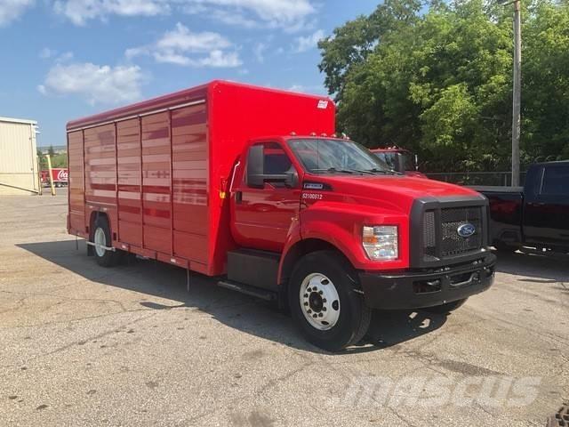 Ford F 650 음료 배달 트럭