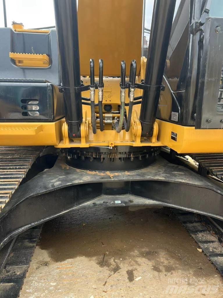 CAT 320 대형 굴삭기 29톤 이상
