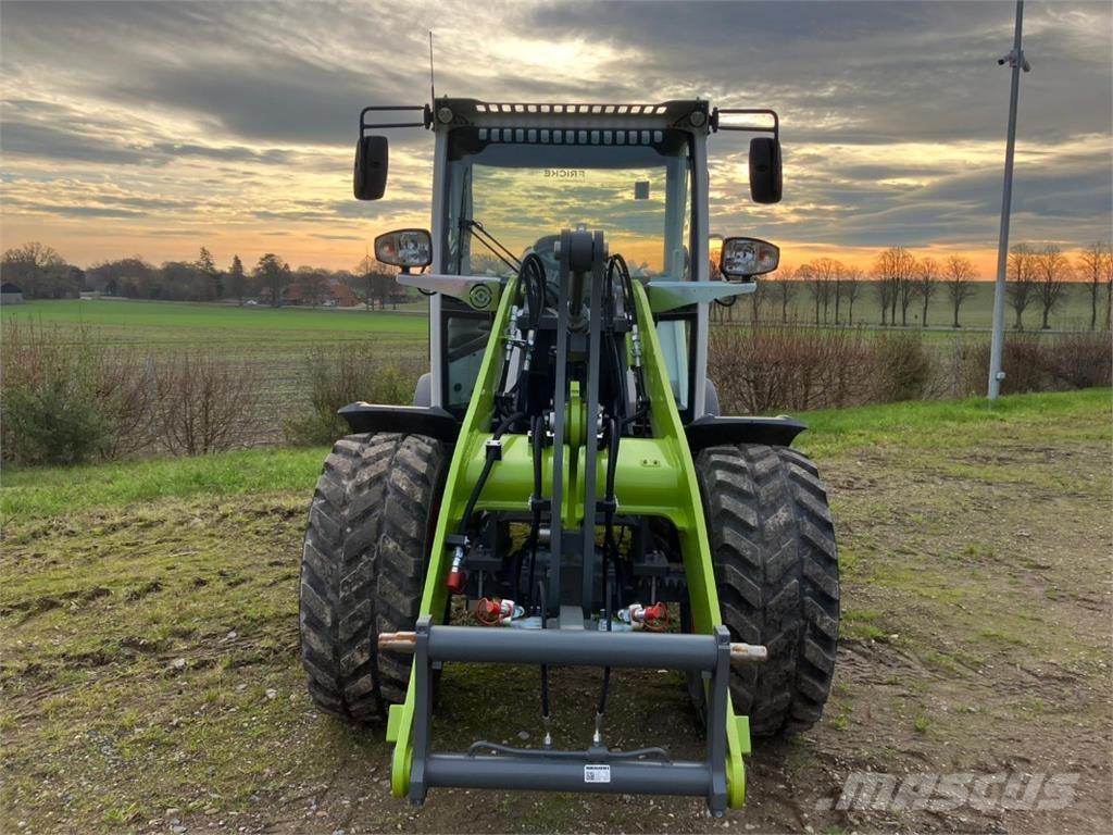 CLAAS Torion 530  휠로우더