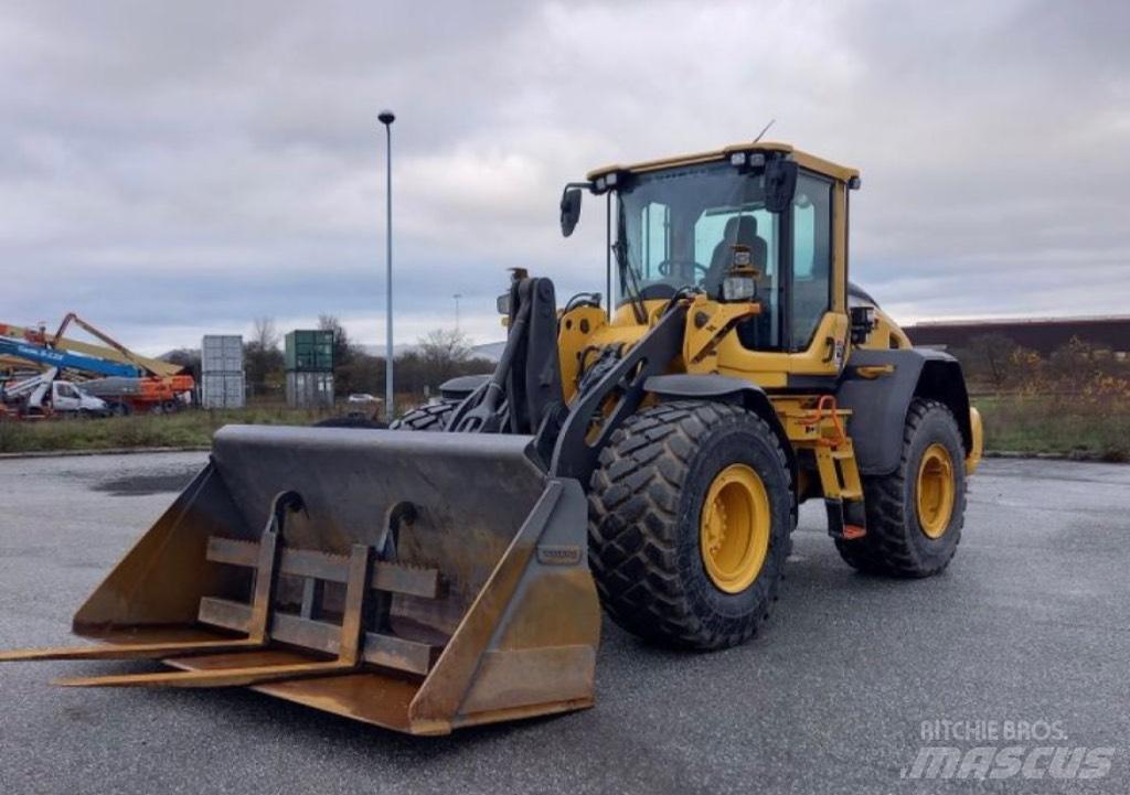 Volvo L 90 H  휠로우더