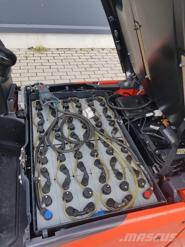 Linde E16C 전동 지게차