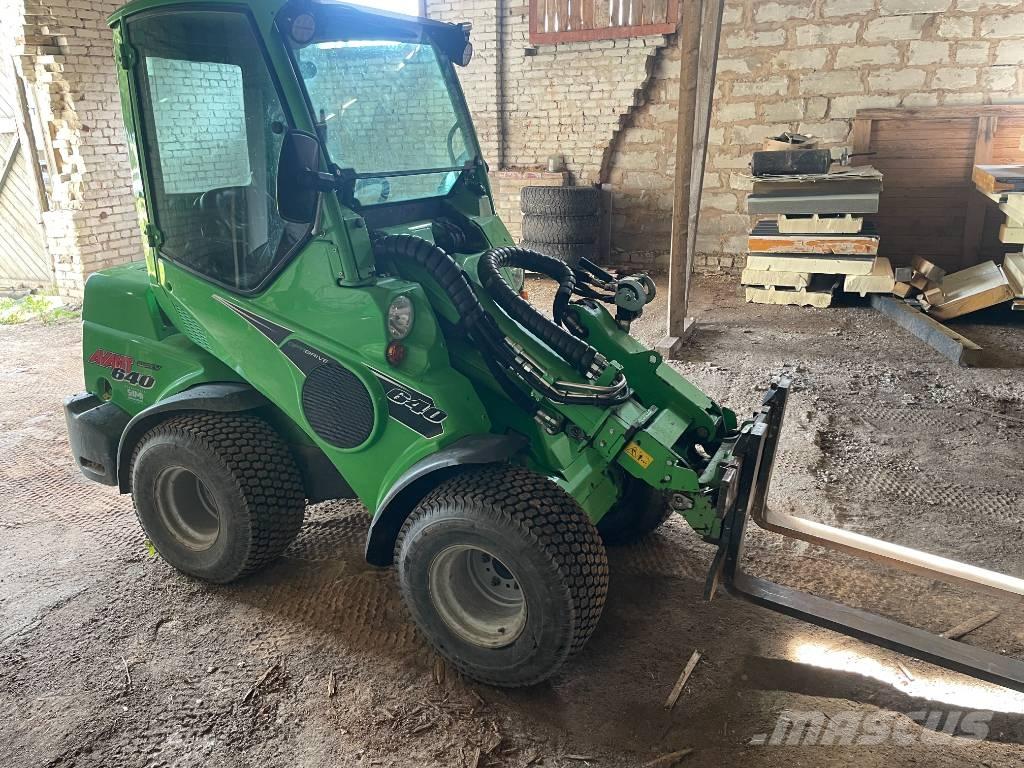 Avant 640  휠로우더