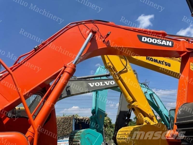 Doosan DH 300 LC-7 대형 굴삭기 29톤 이상