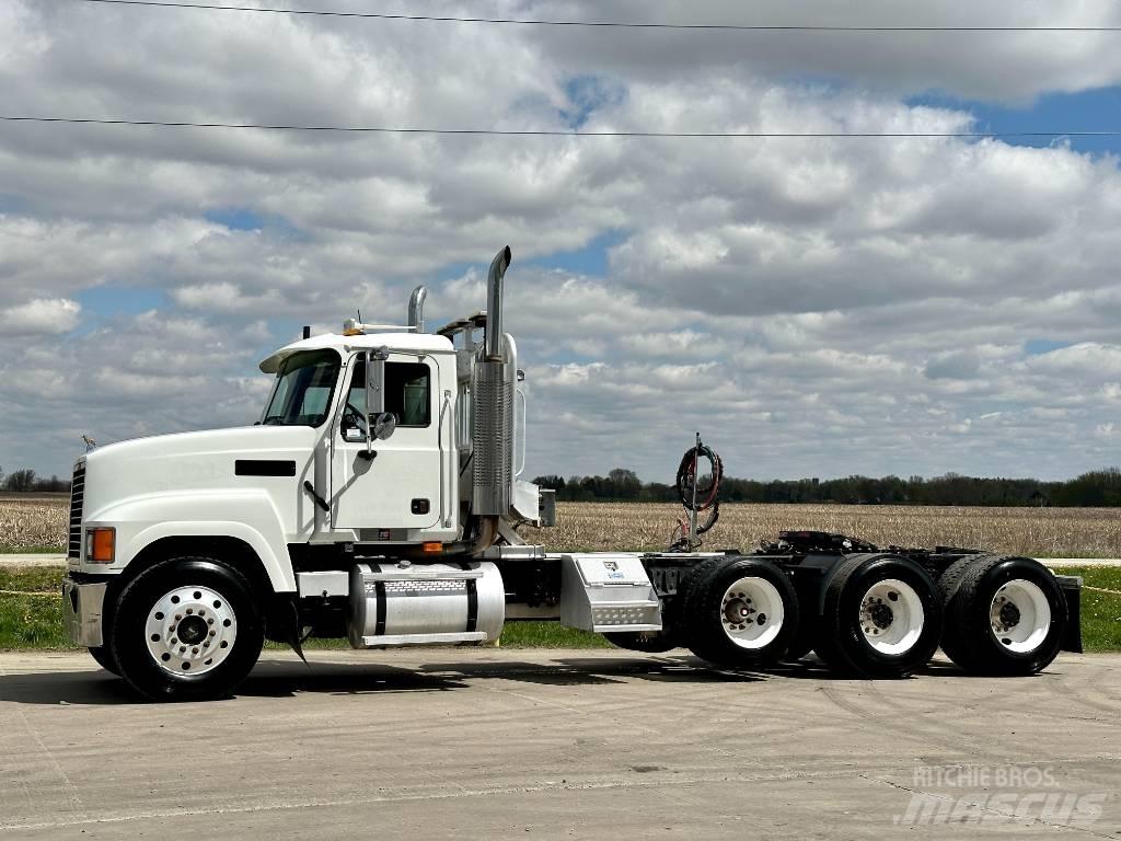 Mack CH 613 트랙터 유닛